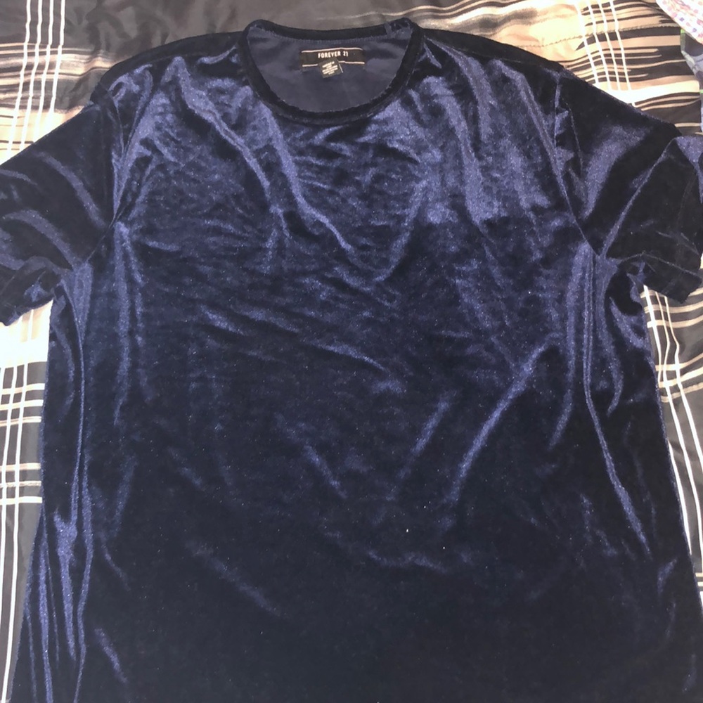 forever 21 velvet t shirt